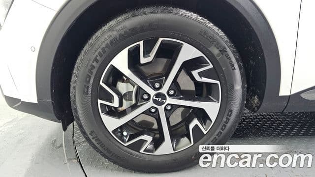 Kia Sportage 5세대 гибрид Signature Gravity 4WD, 2022 все фото