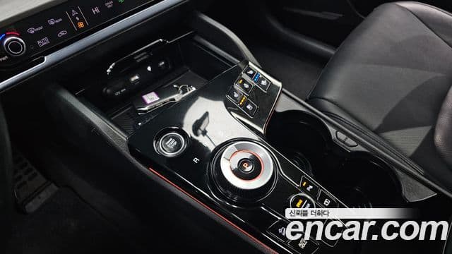 Kia Sportage 5세대 гибрид Signature Gravity 4WD, 2022 9