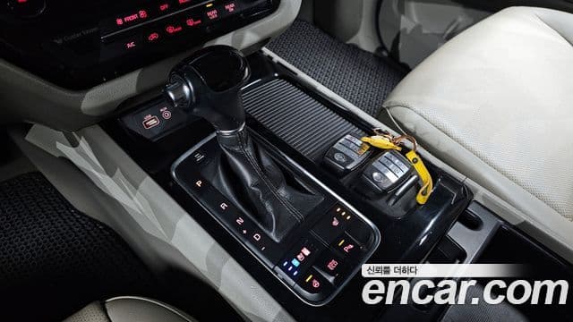 Kia All New Carnival Prestige, 2015 9
