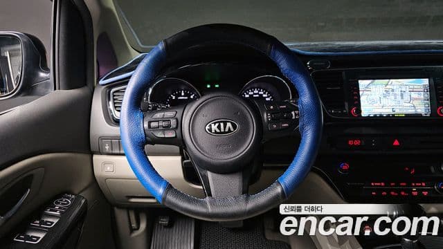 Kia All New Carnival Prestige, 2015 13