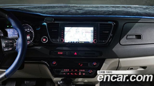 Kia All New Carnival Prestige, 2015 15