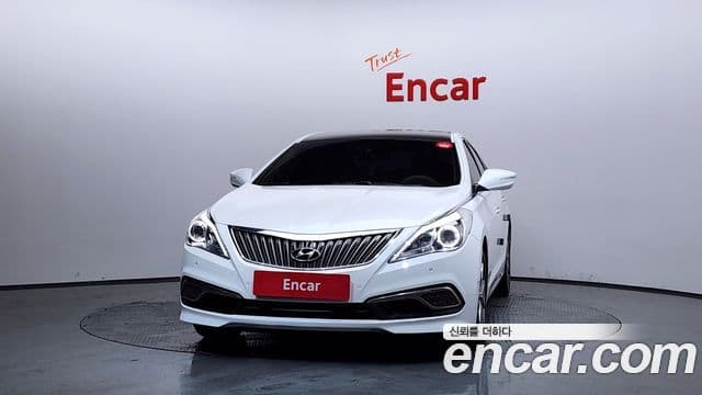 Hyundai Grandeur HG Premium, 2015 3