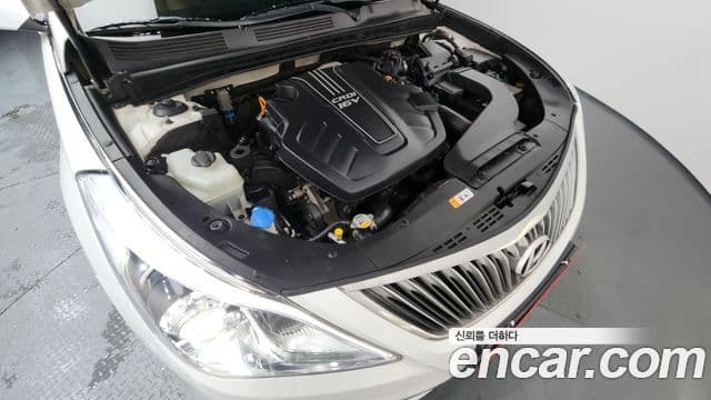 Hyundai Grandeur HG Premium, 2015 6