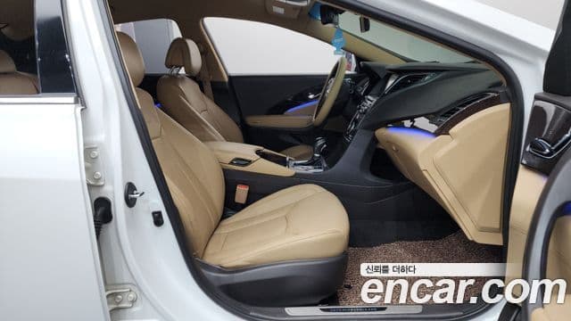 Hyundai Grandeur HG Premium, 2015 11