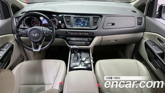 Kia All New Carnival Prestige, 2017 7