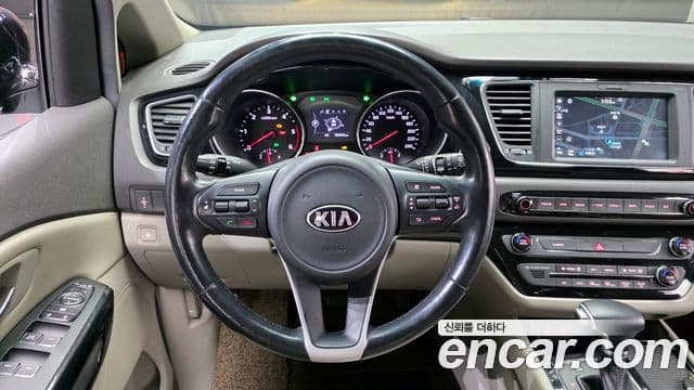 Kia All New Carnival Prestige, 2017 13