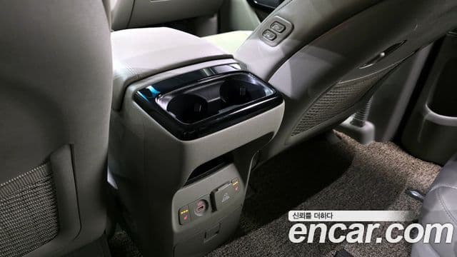 Kia All New Carnival Prestige, 2017 16