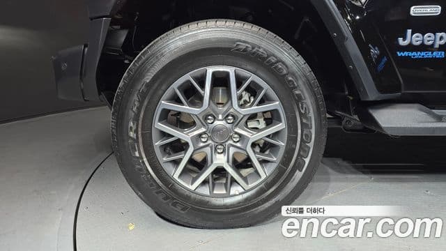 Jeep Wrangler (JL) 2.0 Overland Power top 4도어 4xe, 2022 все фото