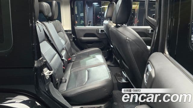 Jeep Wrangler (JL) 2.0 Overland Power top 4도어 4xe, 2022 13