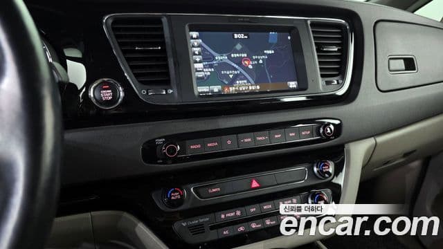 Kia All New Carnival Noblesse, 2018 13