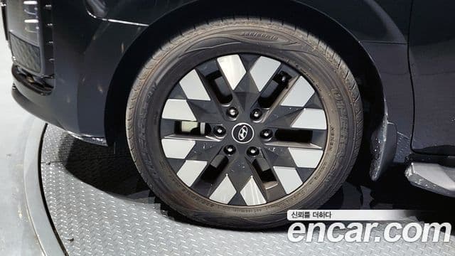 Hyundai Staria Inspiration, 2022 все фото