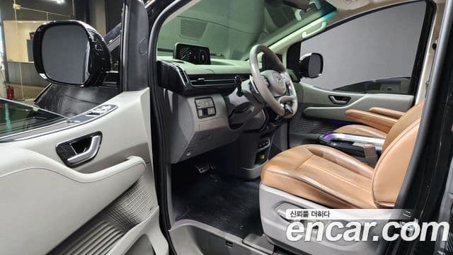 Hyundai Staria Inspiration, 2022 11