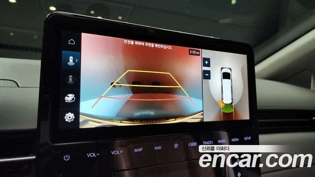 Hyundai Staria Inspiration, 2022 15