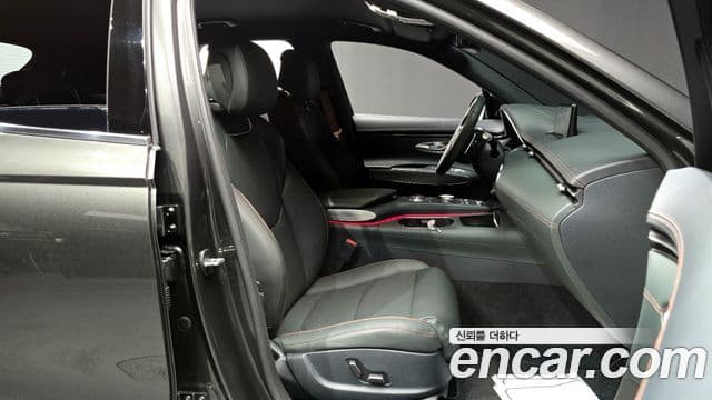 Genesis GV70, 2024 10