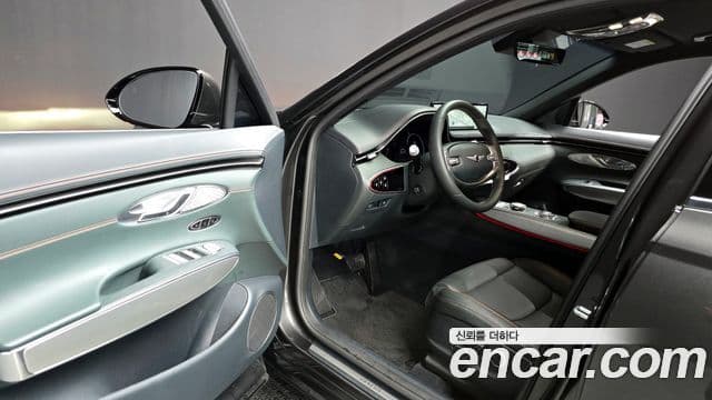 Genesis GV70, 2024 11