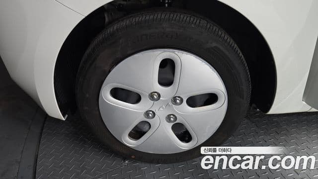 Kia The / новый New Kia Ray 1-seater Prestige Special, 2023 все фото