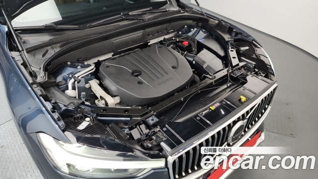 Volvo XC60 2세대 B5 Ultimate Bright, 2024 6