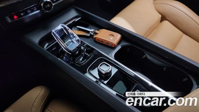 Volvo XC60 2세대 B5 Ultimate Bright, 2024 9