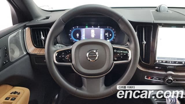 Volvo XC60 2세대 B5 Ultimate Bright, 2024 13