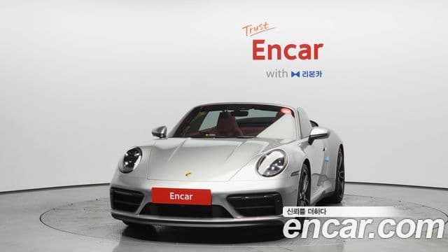 Porsche 911 (992) Carrera 4 GTS кабриолет, 2024 3