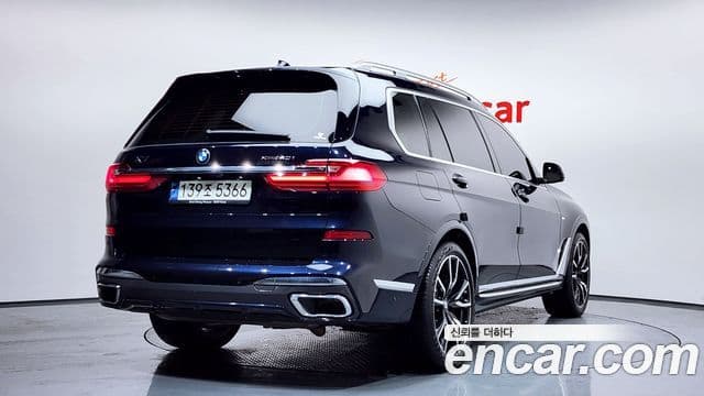 BMW X7 (G07) xDrive 40i M Sport 6인승, 2021 2