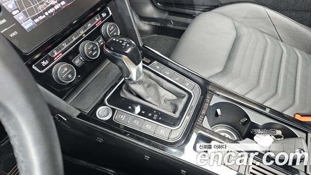 Volkswagen 아테온 2.0 TDI Prestige 4모션, 2020 9