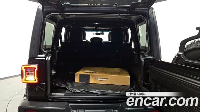 Jeep Wrangler (JL) 2.0 Rubicon 4도어, 2021 20
