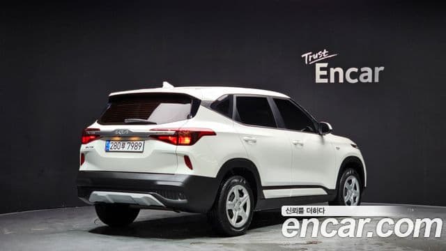 Kia Seltos Trendy, 2023 2