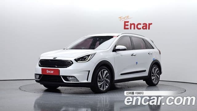 Kia Niro Noblesse, 2018 1