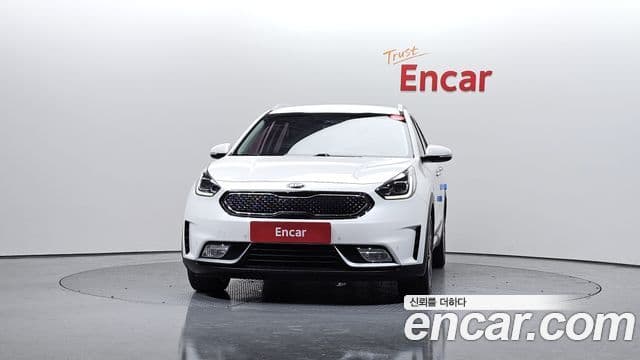 Kia Niro Noblesse, 2018 3