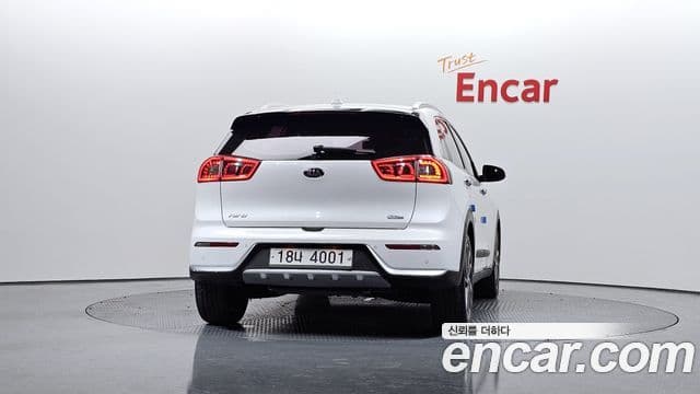 Kia Niro Noblesse, 2018 4