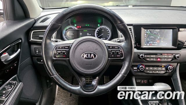 Kia Niro Noblesse, 2018 13