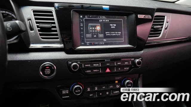 Kia Niro Noblesse, 2018 14