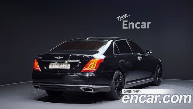 Genesis EQ900 Luxury, 2016 2