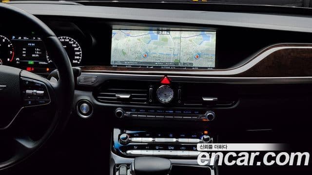 Genesis EQ900 Luxury, 2016 15