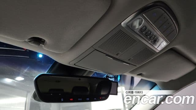 Genesis EQ900 Luxury, 2016 18