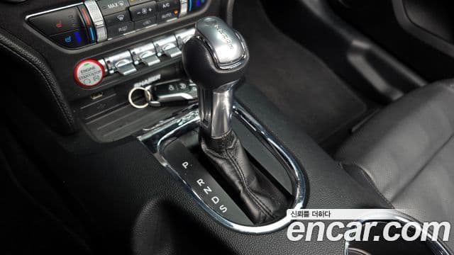 Ford Mustang GT кабриолет, 2017 9