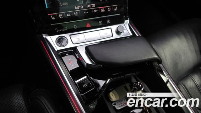 Audi e-Tron 55 Quattro Sportback, 2021 9