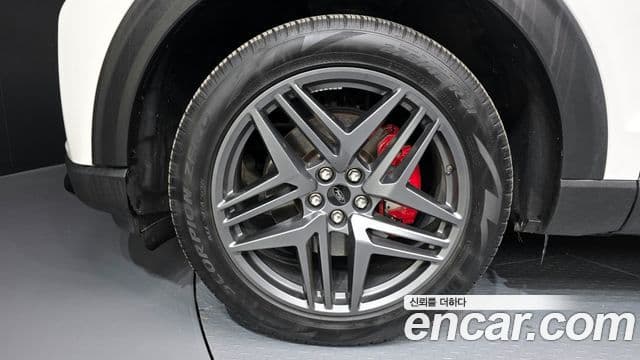 Ford Explorer 6세대 2.3 ST-Line 4WD, 2025 все фото