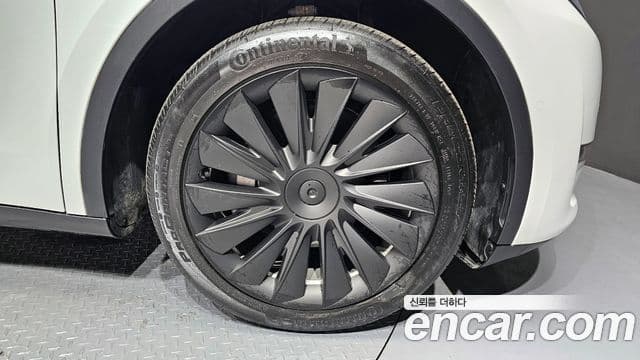 Tesla модель Y Long Range AWD, 2022 все фото