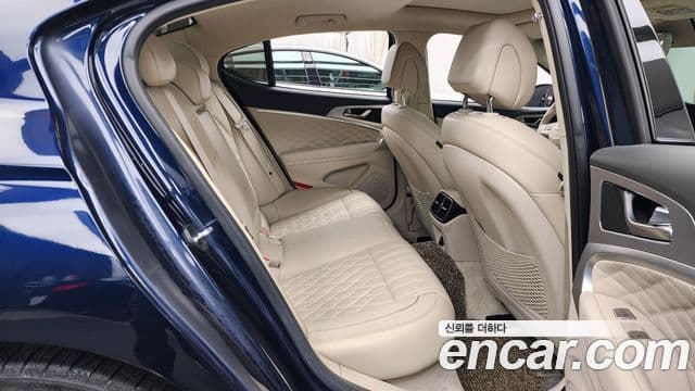 Genesis The / новый New G70, 2021 12