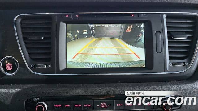 Kia All New Carnival Luxury, 2016 15