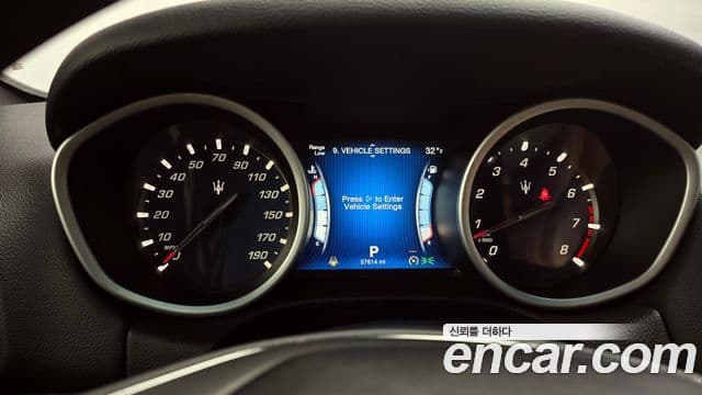 Maserati 기블리 3세대, 2015 8