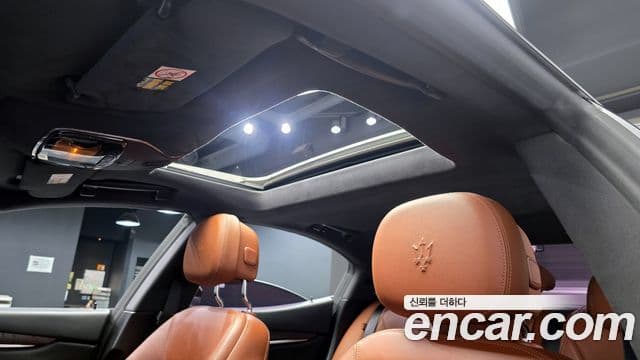 Maserati 기블리 3세대, 2015 17