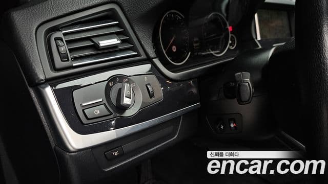 BMW 5시리즈 (F10), 2015 16