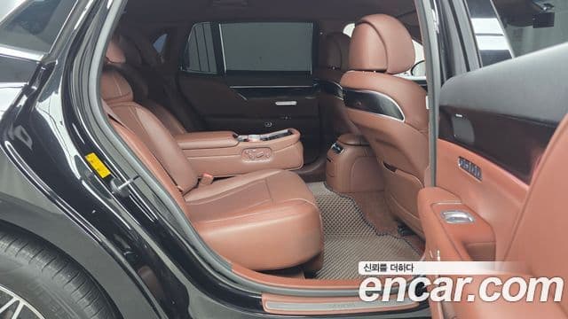 Genesis G90 (RS4) бензин 3.5 турбо 2WD, 2023 12