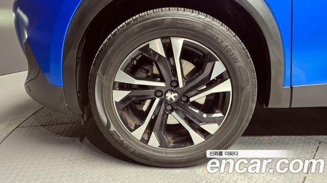 Peugeot 2008 2세대 1.5 BlueHDi Allure, 2021 все фото