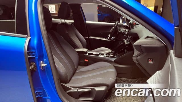 Peugeot 2008 2세대 1.5 BlueHDi Allure, 2021 12