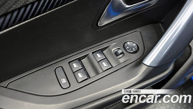 Peugeot 2008 2세대 1.5 BlueHDi Allure, 2021 14