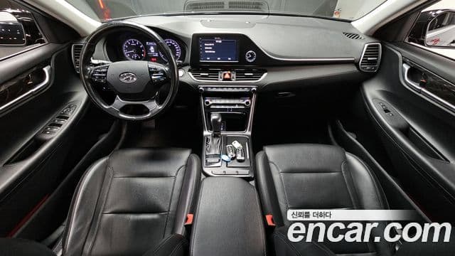 Hyundai Grandeur IG 3.0 LPi Modern Basic (арендный автомобиль), 2018 7